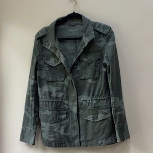 Ladies camouflage jacket